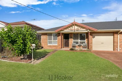 2/2 Pring St, Warners Bay, NSW 2282