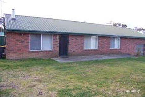 Property photo of 6 Fitzroy Street Hill Top NSW 2575