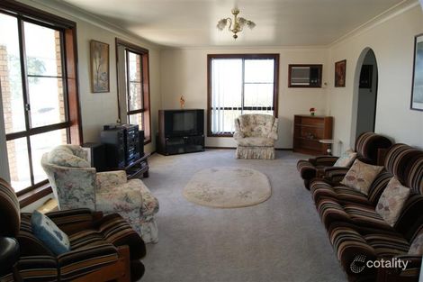 Property photo of 32 Cunningham Parade Singleton Heights NSW 2330