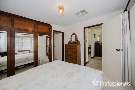 Property photo of 32 Brookland Crescent Marangaroo WA 6064