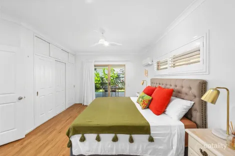 Property photo of 16 Victory Place Birkdale QLD 4159