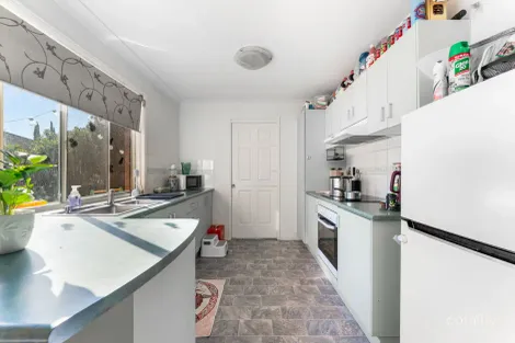 Property photo of 17 Paddies Crescent Crestmead QLD 4132