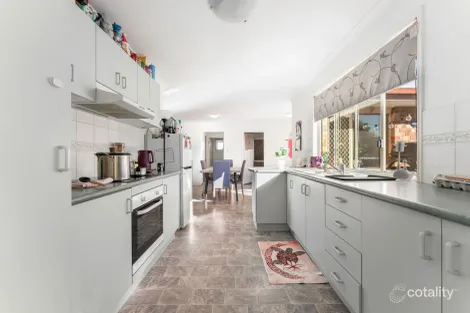 Property photo of 17 Paddies Crescent Crestmead QLD 4132