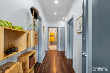 Property photo of 2/462 Melbourne Road Newport VIC 3015