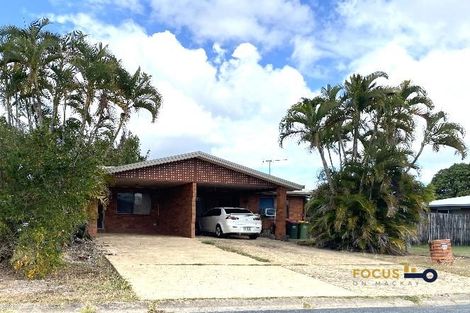 18 Freemont Ave, Sarina, QLD 4737