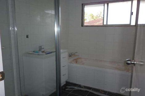 Property photo of 32 Bannerman Street Riverview QLD 4303