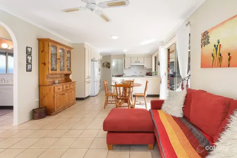 Property photo of 4 Wagtail Place Green Point NSW 2251