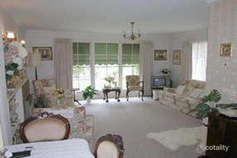 Property photo of 25 Ferndale Parade Highton VIC 3216