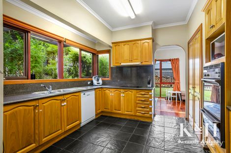 Property photo of 32 Stephen Street Gisborne VIC 3437