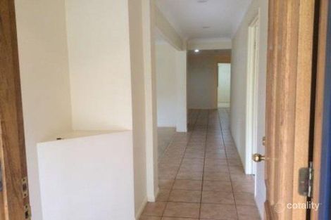 Property photo of 28 Mapleton Crescent Forest Lake QLD 4078