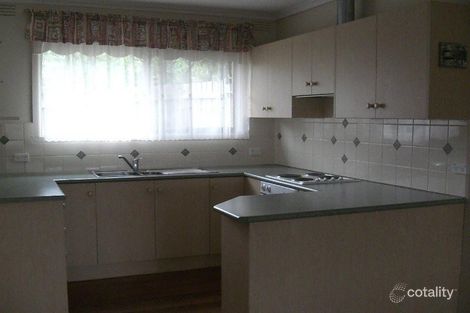 Property photo of 2/28 Warwick Road Greensborough VIC 3088