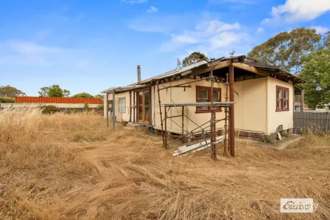 Property photo of 38 Main Street Gerogery NSW 2642