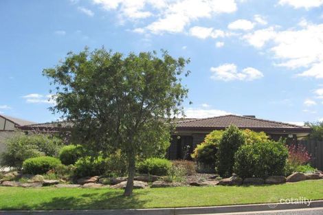 15 Parry Cres, Redwood Park, SA 5097