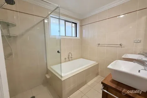 Property photo of 19 Parkview Grove Mount Ousley NSW 2519