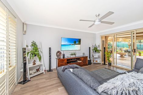 Property photo of 4 Olearia Crescent Warabrook NSW 2304