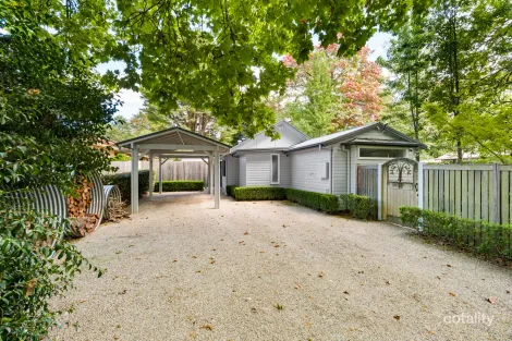 1a Arcadia Rd, Blackheath, NSW 2785