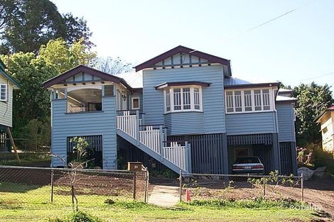 29 Runic St, Bardon, QLD 4065