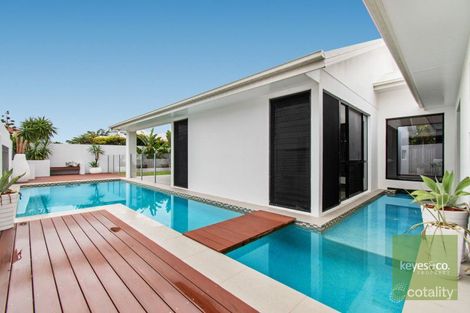 Property photo of 6 Arafura Close Burdell QLD 4818