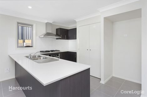 Property photo of 10 Farmgate Crescent Calderwood NSW 2527