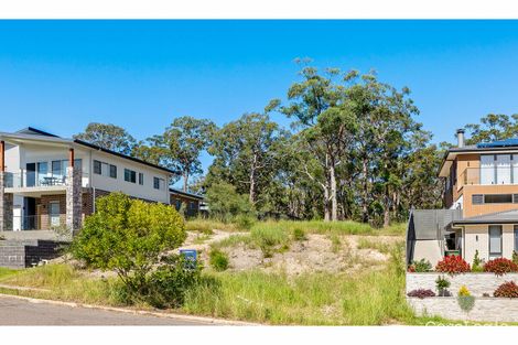 Property photo of 7 Stenhouse Drive Eleebana NSW 2282