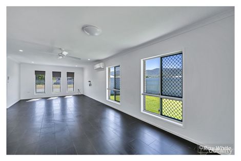 Property photo of 21 Mistletoe Avenue Norman Gardens QLD 4701