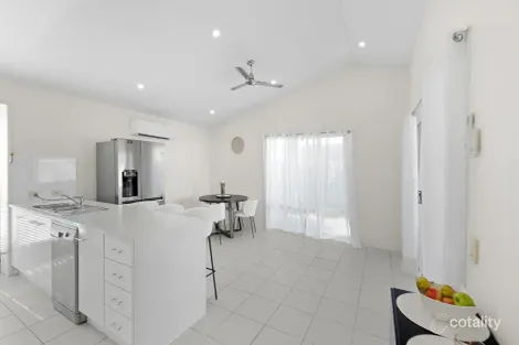 Property photo of 19 Ashburton Crescent Sippy Downs QLD 4556