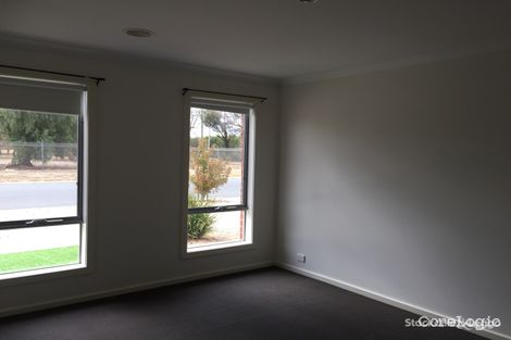 Property photo of 5 Warrumbungle Drive Shepparton North VIC 3631