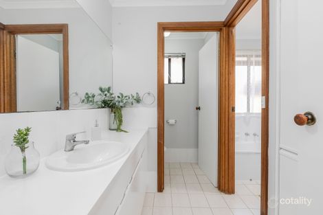 Property photo of 4 Rousillion Promenade Old Reynella SA 5161
