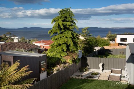Property photo of 1 Thornton Close Blackmans Bay TAS 7052