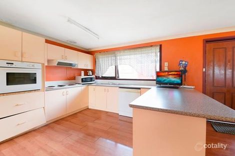 Property photo of 15 Fenton Crescent Minto NSW 2566