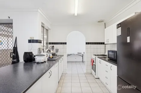 32 Abercairn Way, Parkwood, WA 6147