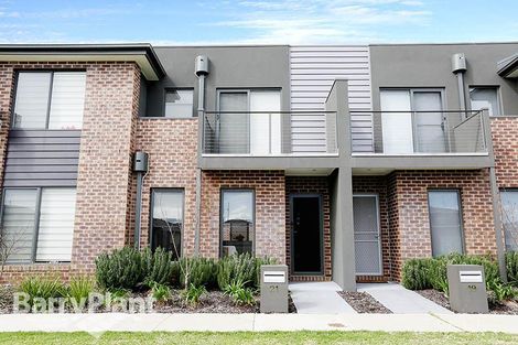 Property photo of 21 Rosette Crescent Keysborough VIC 3173