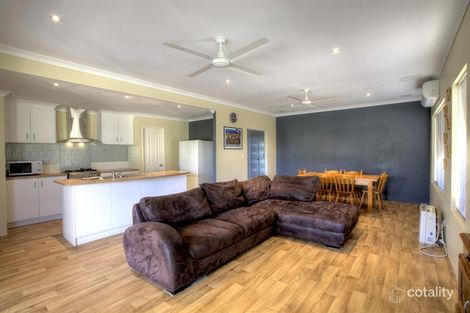Property photo of 7 Templar Pass Wattle Grove WA 6107