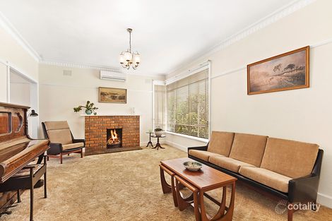 Property photo of 27 St Hubert Road Ivanhoe East VIC 3079