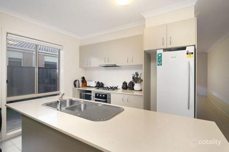 Property photo of 51 Sherrington Grange Derrimut VIC 3026