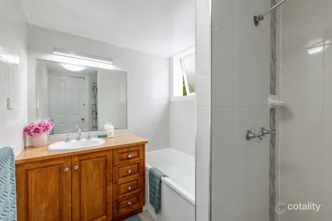 Property photo of 74 East Street Redwood QLD 4350