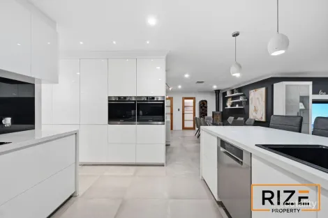 Property photo of 40 Allanbi Circle Carramar WA 6031