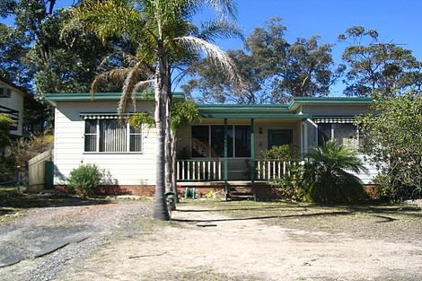 17 Adeline Ave, Lake Munmorah, NSW 2259