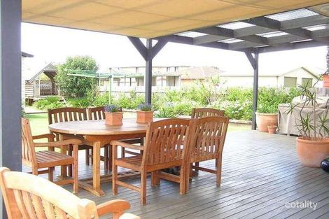 Property photo of 53 Redman Avenue Thirroul NSW 2515