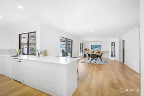 Property photo of 10 Merloo Drive Nerang QLD 4211