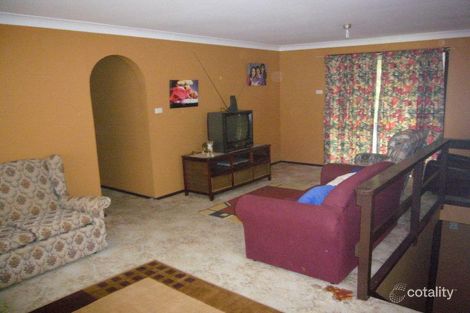 Property photo of 2 Eagle Lane Mallabula NSW 2319