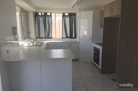 Property photo of 4/5 Warne Terrace Kings Beach QLD 4551