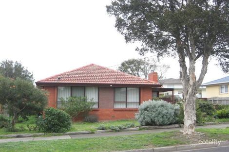 13 Charles Ave, Hallam, VIC 3803