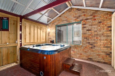 Property photo of 12 Banyalla Drive Cranbourne West VIC 3977