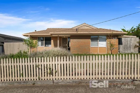Property photo of 47 Leopold Crescent Hampton Park VIC 3976