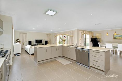 Property photo of 2 Ruby Close Eight Mile Plains QLD 4113