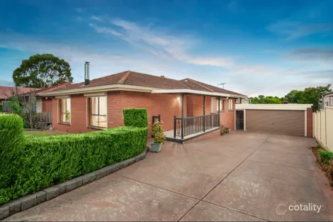 32 Thompson Cct, Mill Park, VIC 3082