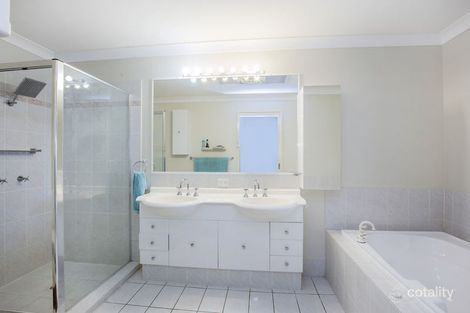 Property photo of 21/3 Lee Road Runaway Bay QLD 4216