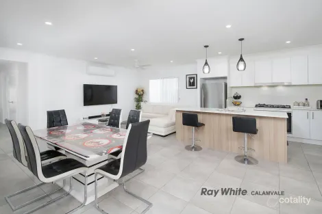 Property photo of 11 Peridot Street Collingwood Park QLD 4301