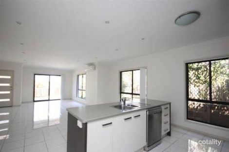 Property photo of 1/29 Lynbrook Avenue Ormeau QLD 4208